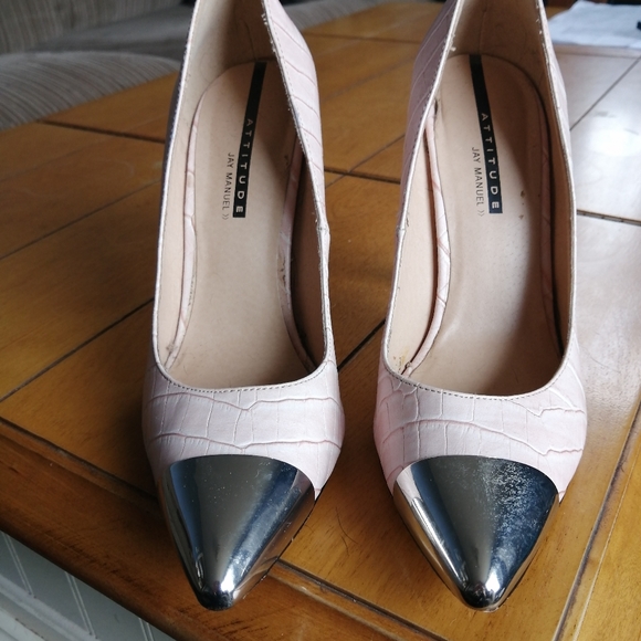 Pink shoes with chrome toe - Picture 2 of 11